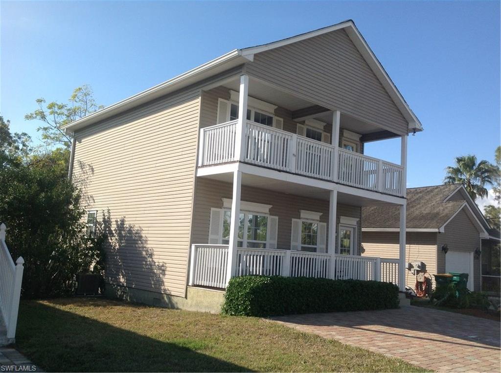 LEAWOOD LAKES - Residential