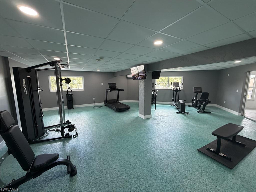 WINDSOR WEST - Residential