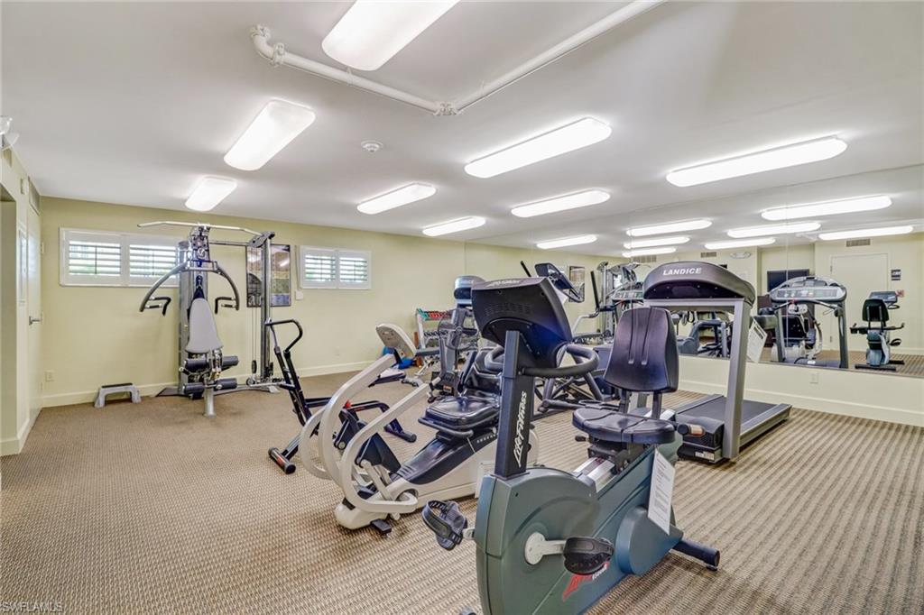 HARBORSIDE WEST - Residential