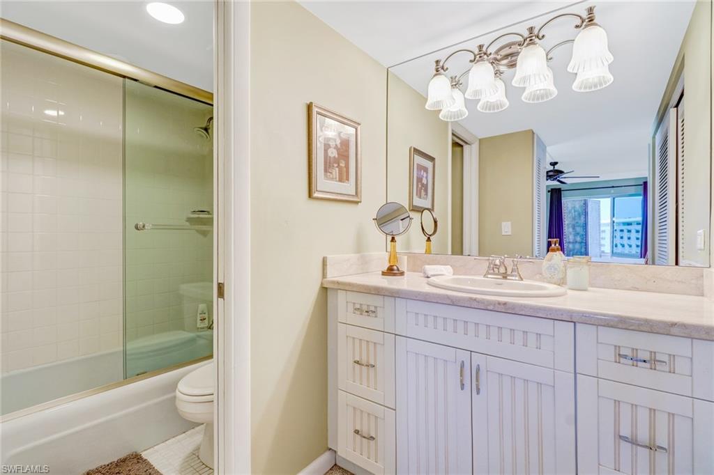 HARBORSIDE WEST - Residential