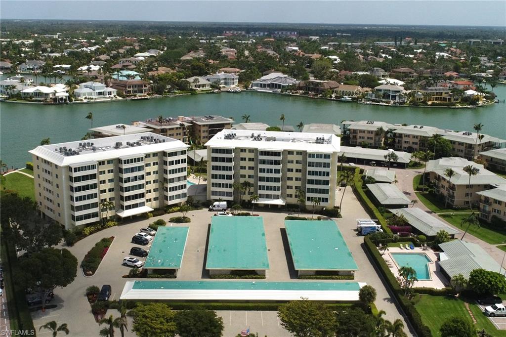 HARBORSIDE WEST - Residential