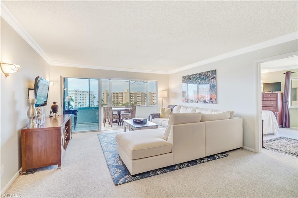 HARBORSIDE WEST - Residential