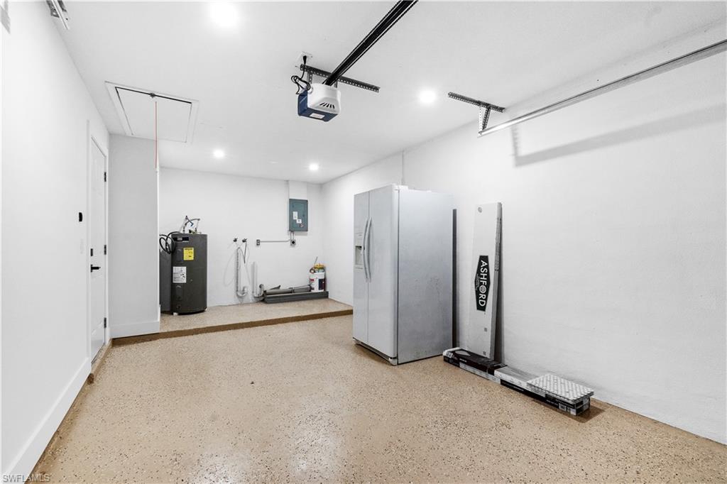 SAN CARLOS PARK - Residential