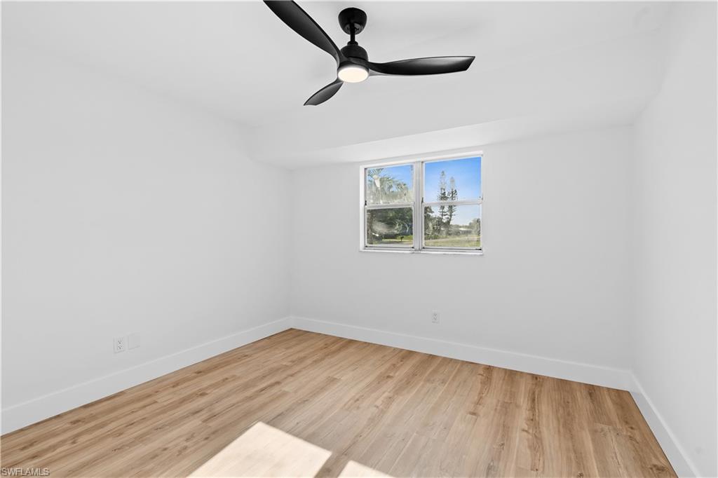 SAN CARLOS PARK - Residential