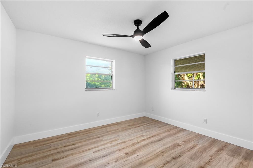 SAN CARLOS PARK - Residential