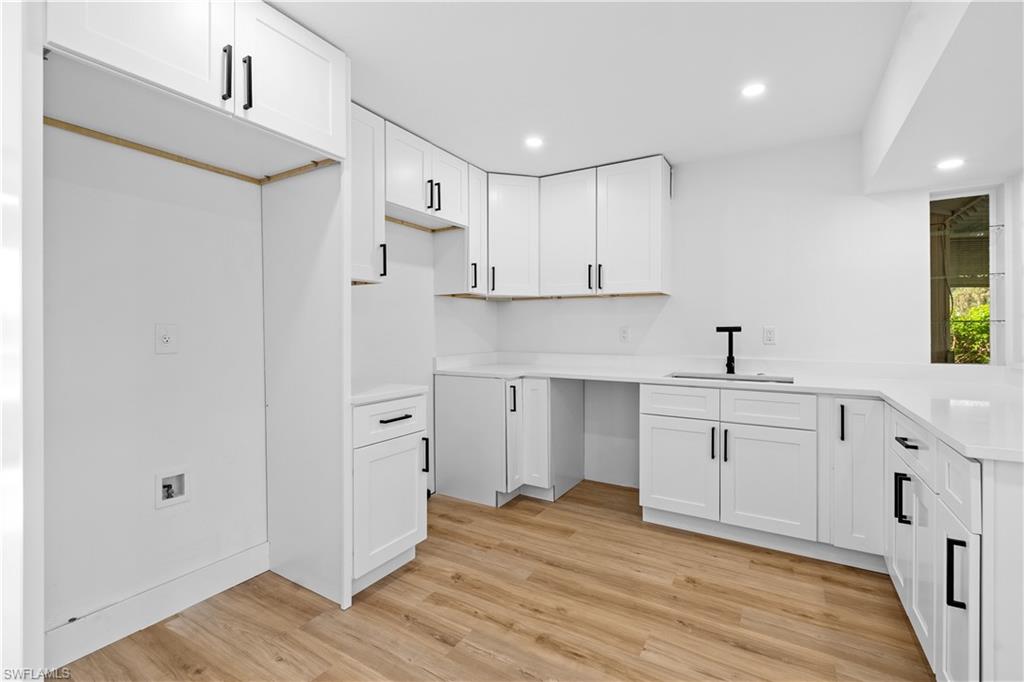 SAN CARLOS PARK - Residential