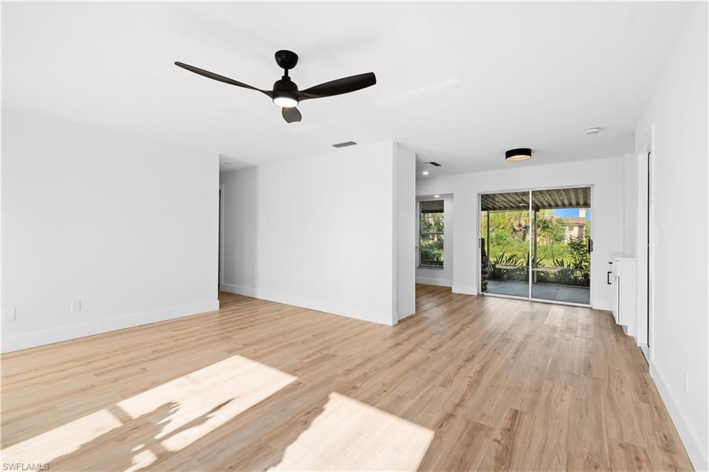 SAN CARLOS PARK - Residential