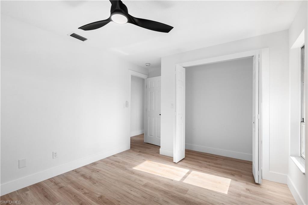 SAN CARLOS PARK - Residential