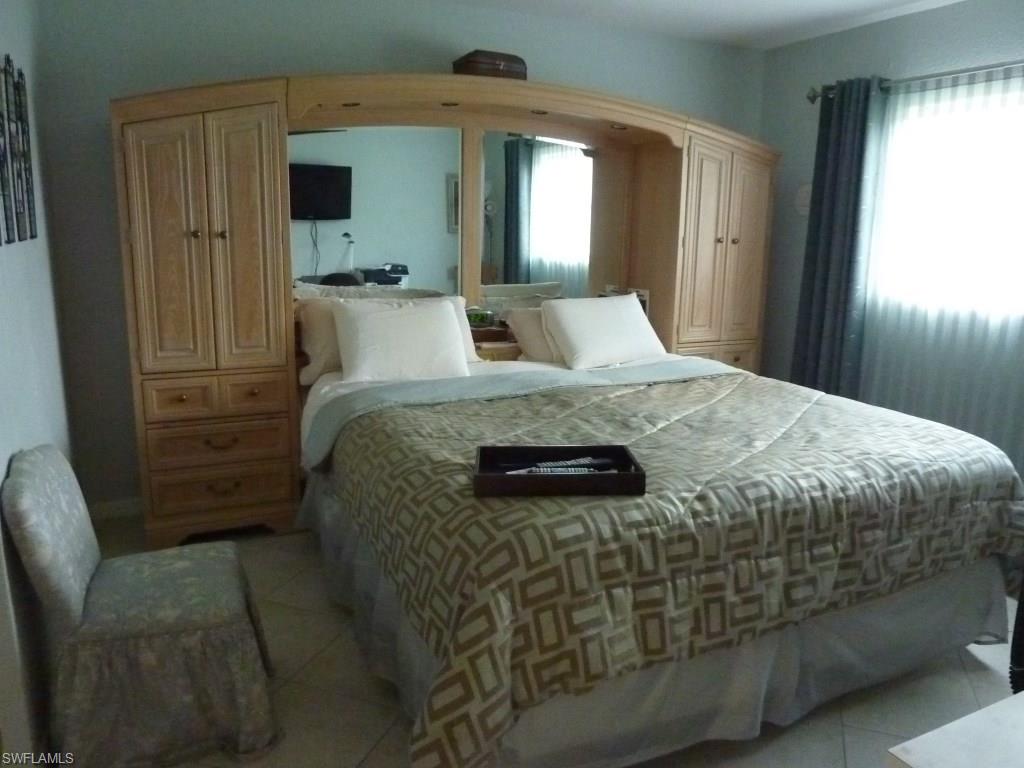 CYPRESS LAKES MANOR NORTH - Residential