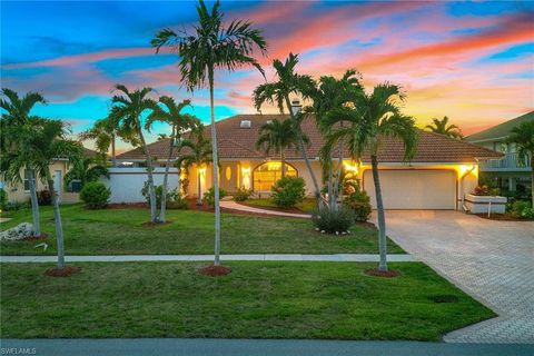 A home in MARCO ISLAND