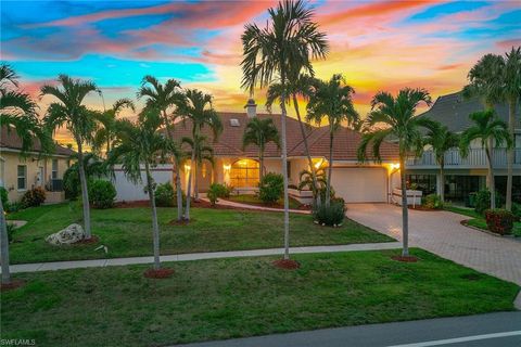 A home in MARCO ISLAND