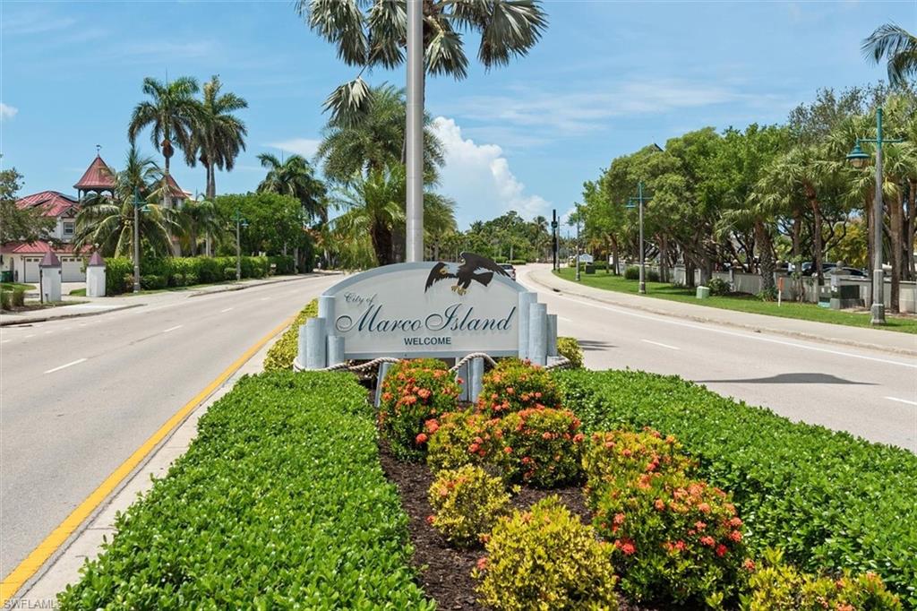 MARCO BEACH - Residential