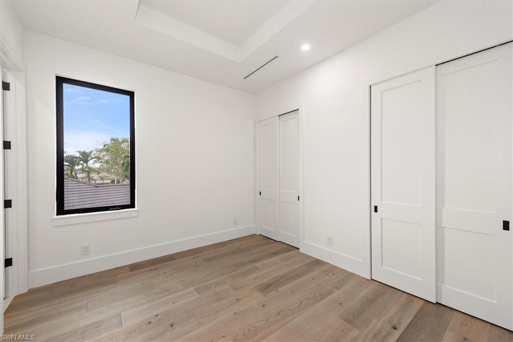 MARCO BEACH - Residential