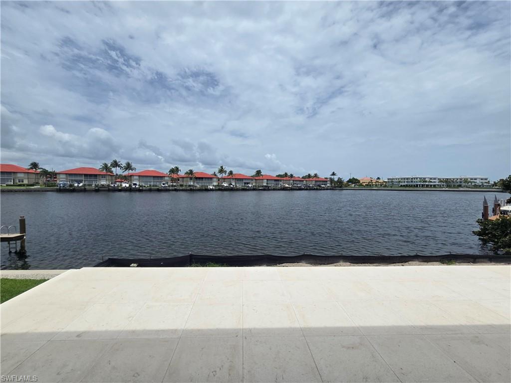 MARCO BEACH - Residential