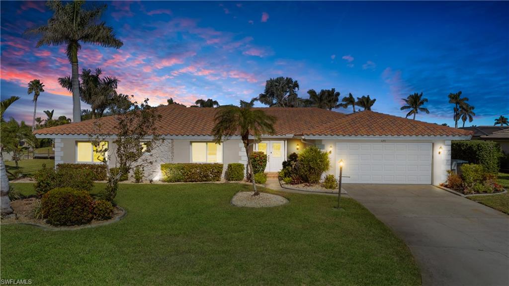 1011 S Town And River DR