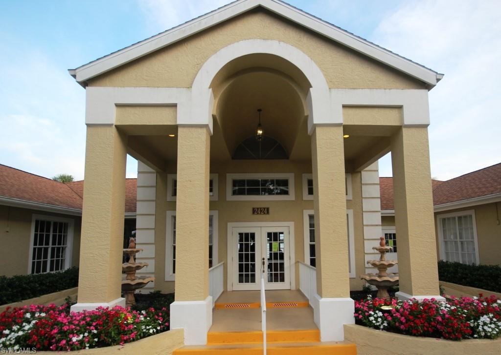 CROWN POINTE SHORES - Residential Lease