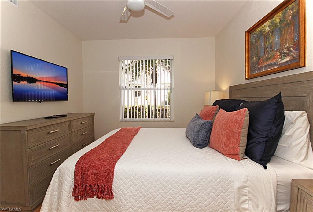 CROWN POINTE SHORES - Residential Lease