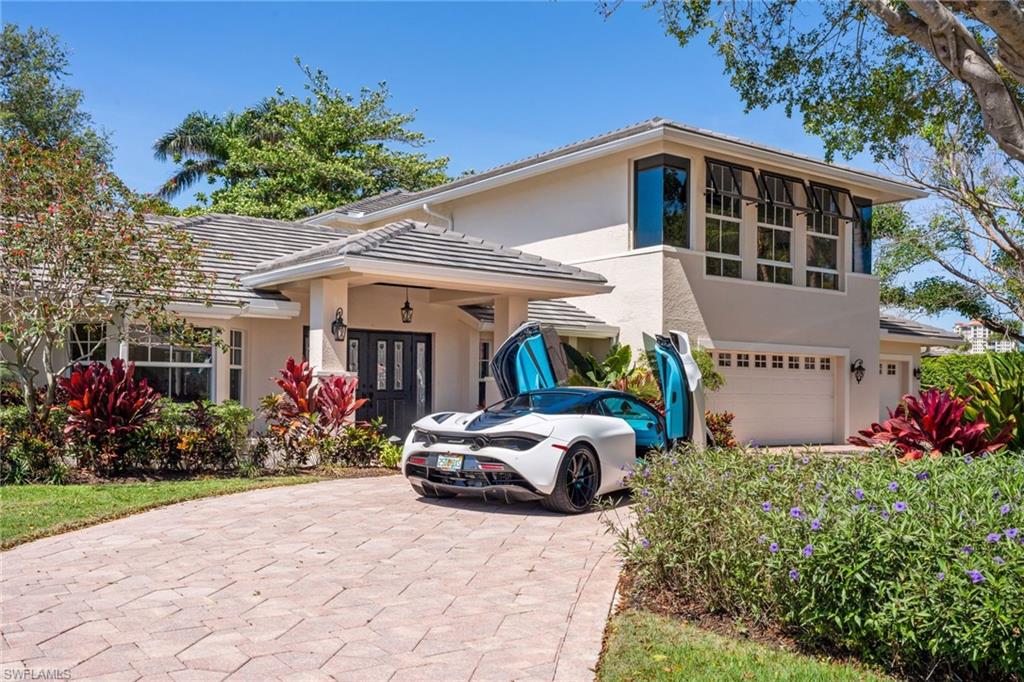 PARK SHORE - Residential