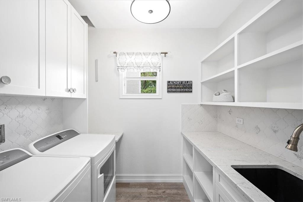 PARK SHORE - Residential