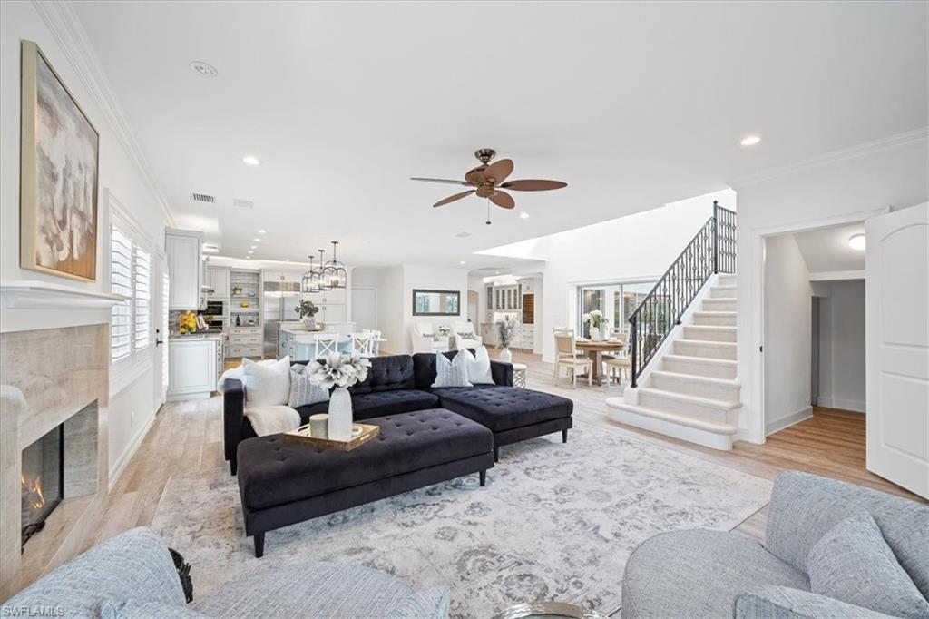 PARK SHORE - Residential