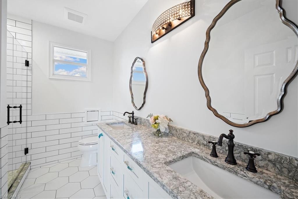 PARK SHORE - Residential