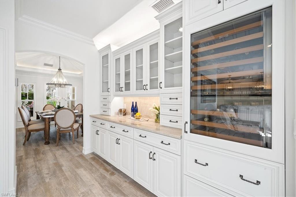 PARK SHORE - Residential