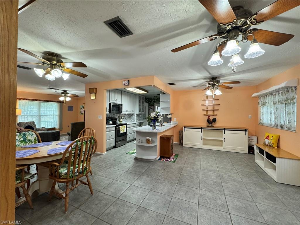 JADE ESTATES UNRECORDED - Residential