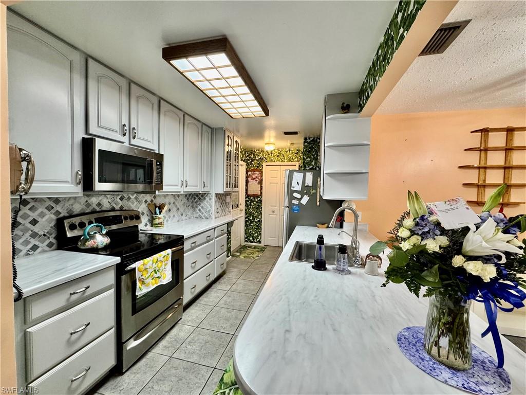 JADE ESTATES UNRECORDED - Residential