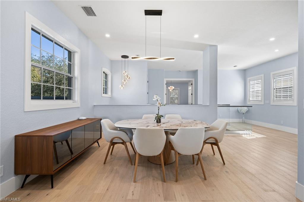 LANCASTER SQUARE - Residential