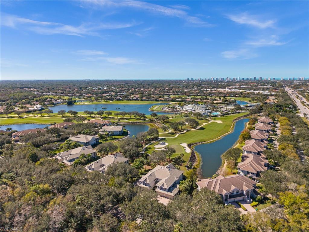 LANCASTER SQUARE - Residential