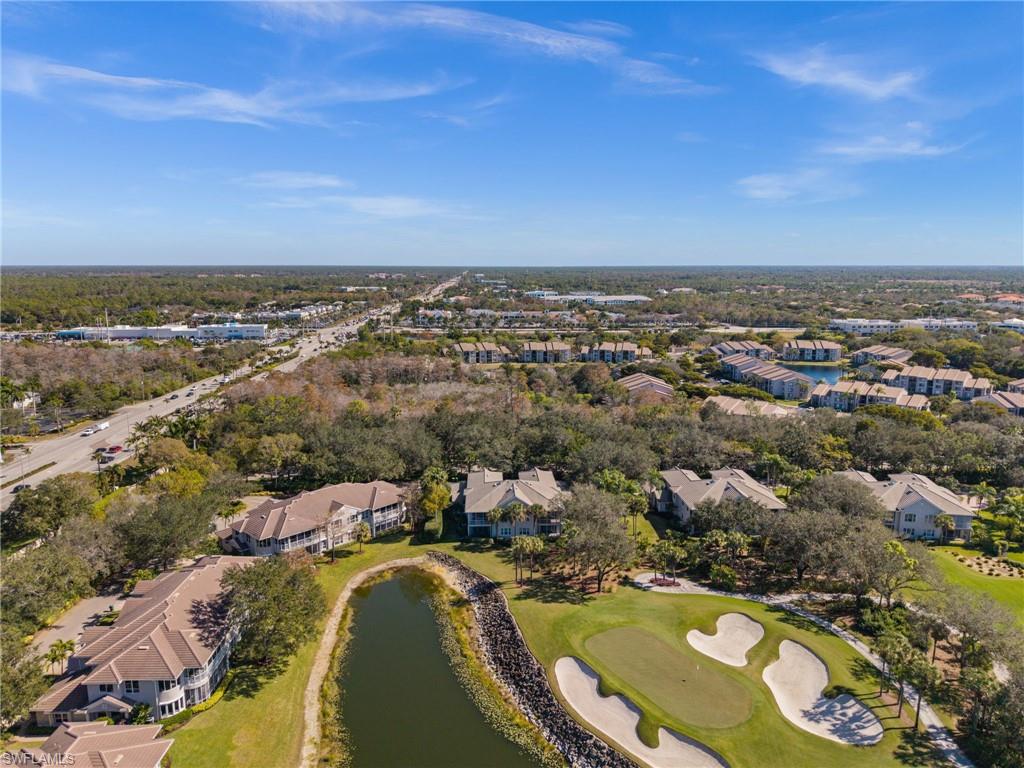 LANCASTER SQUARE - Residential