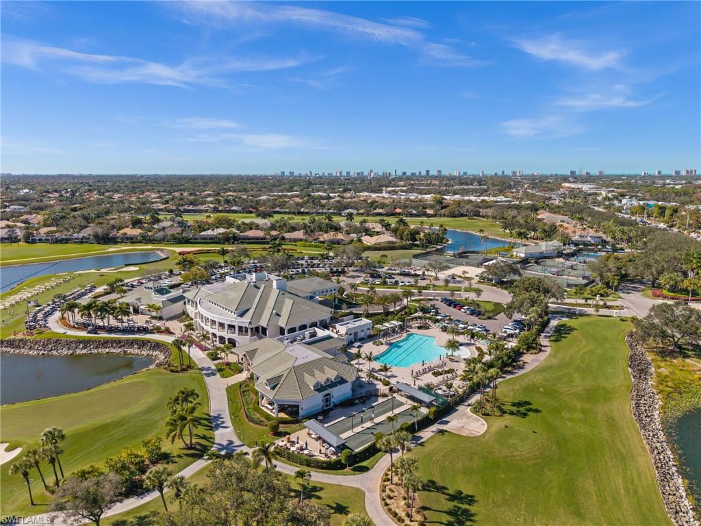 LANCASTER SQUARE - Residential