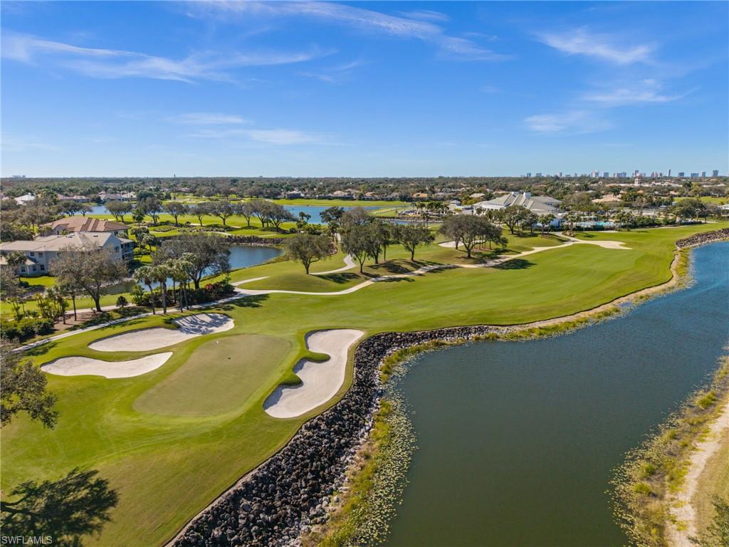 LANCASTER SQUARE - Residential