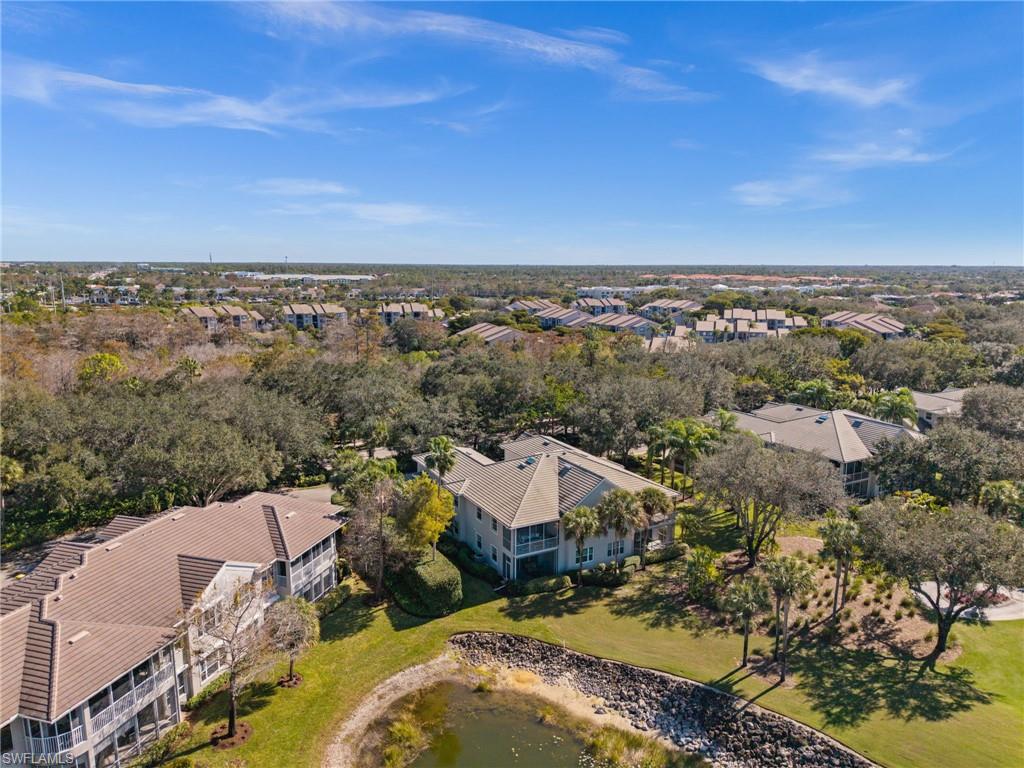 LANCASTER SQUARE - Residential