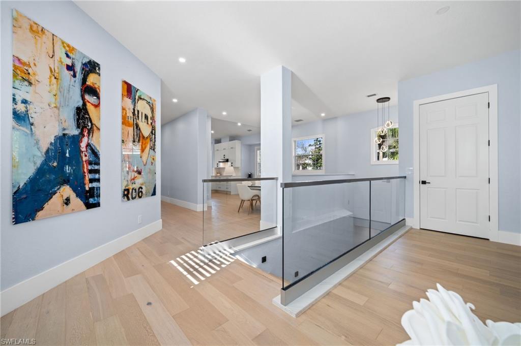 LANCASTER SQUARE - Residential