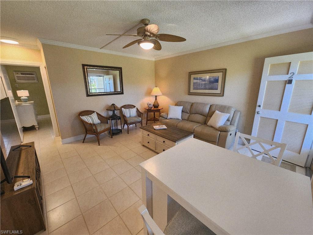 AQUARIUS APTS OF MARCO ISLAND - Residential Lease