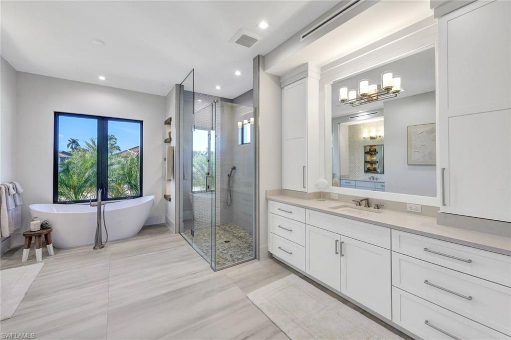 MARCO BEACH - Residential