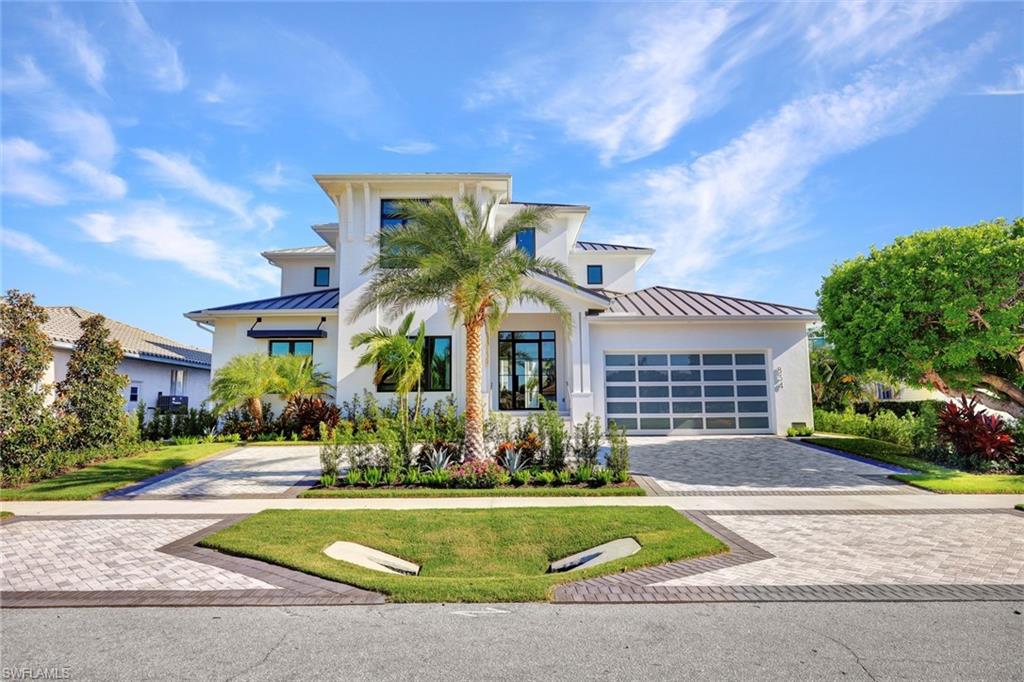 MARCO BEACH - Residential