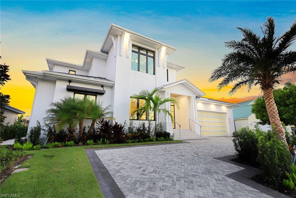 MARCO BEACH - Residential