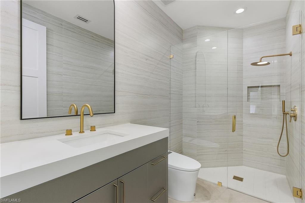 QUAIL WEST - Residential