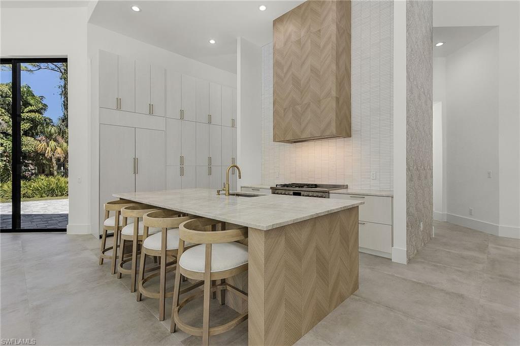 QUAIL WEST - Residential