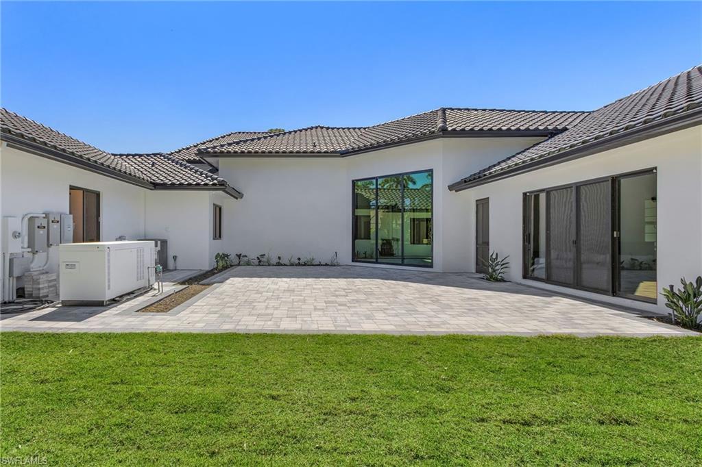 QUAIL WEST - Residential