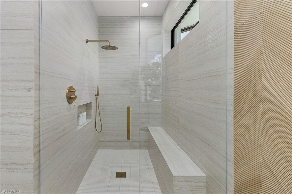 QUAIL WEST - Residential