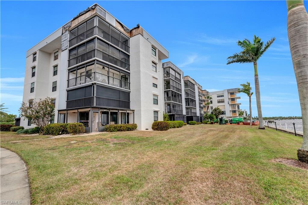 SCHOONER BAY - Residential