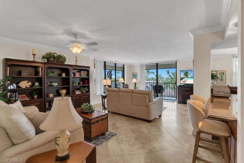 SCHOONER BAY - Residential