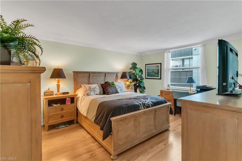 SCHOONER BAY - Residential