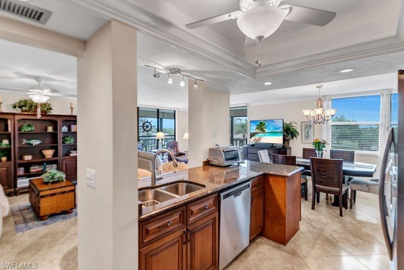 SCHOONER BAY - Residential