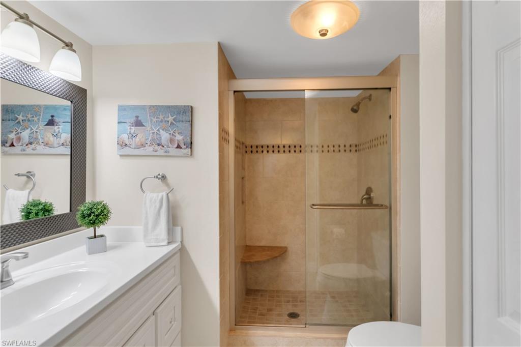 SCHOONER BAY - Residential