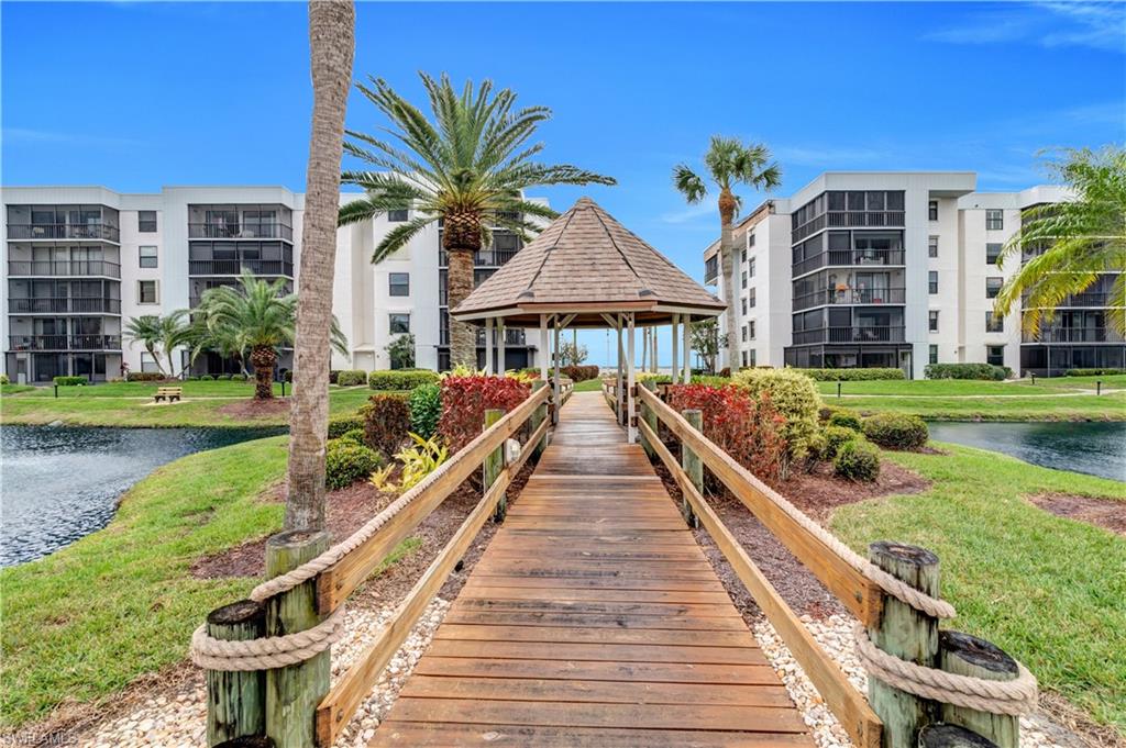 SCHOONER BAY - Residential