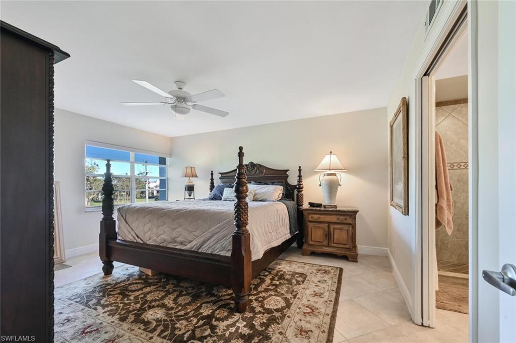 FOREST LAKES - Residential